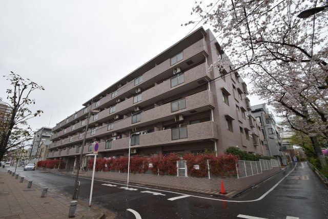 ヴェラハイツ緑道公園
